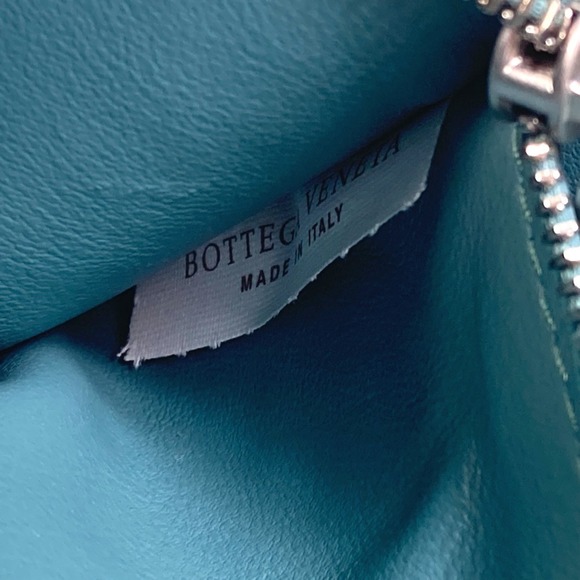 BOTTEGA VENETA Blue Wallet - Picture 15 of 16
